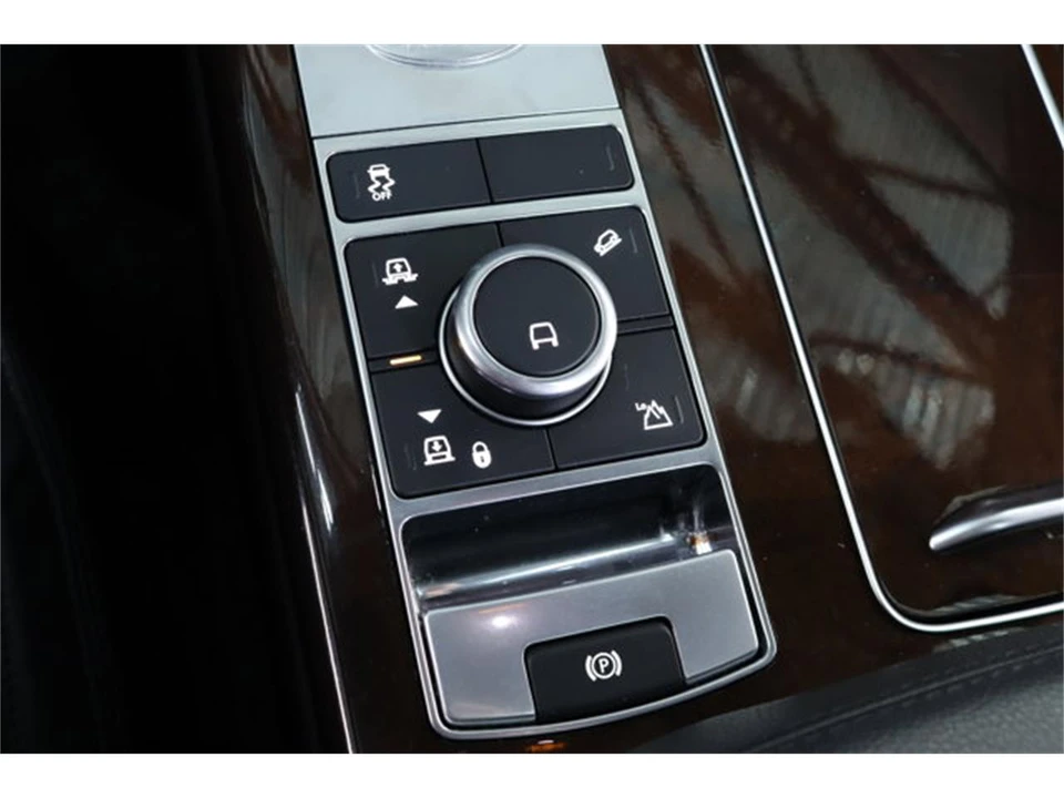 2021 Land Rover Range Rover L405 - Image 16 of 31