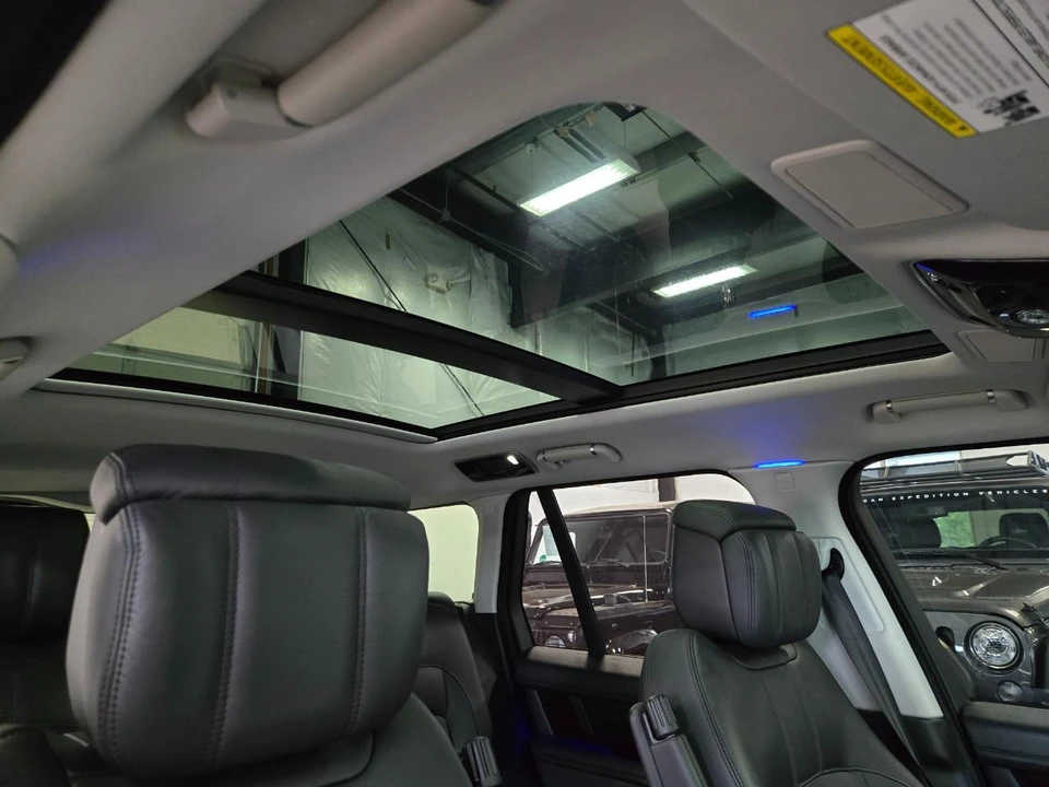 2021 Land Rover Range Rover L405 - Image 14 of 18