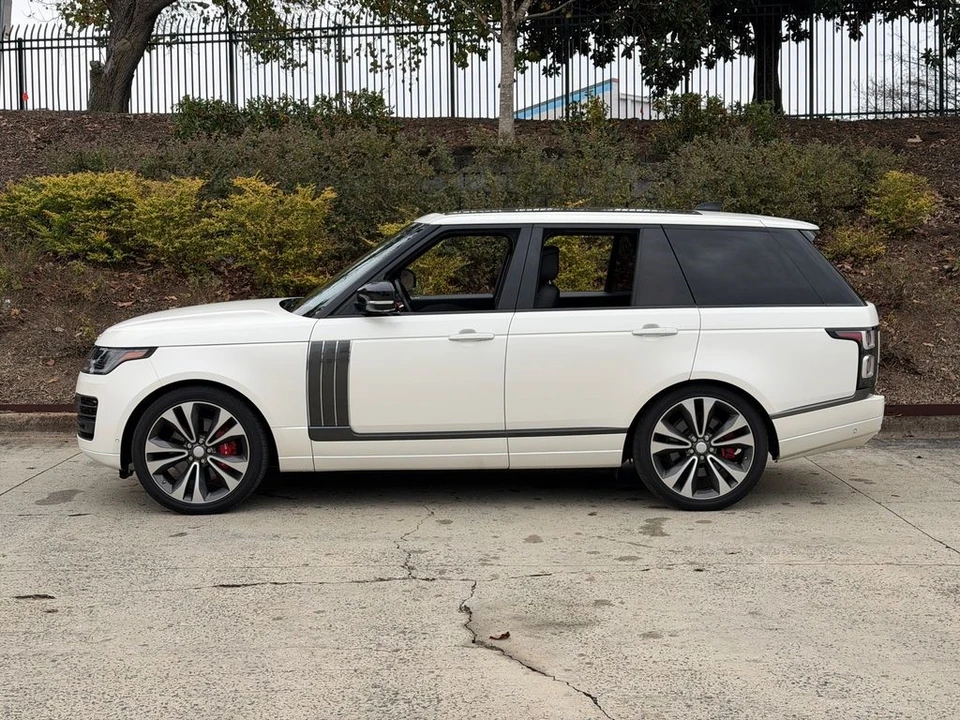 2021 Land Rover Range Rover L405 - Image 10 of 21