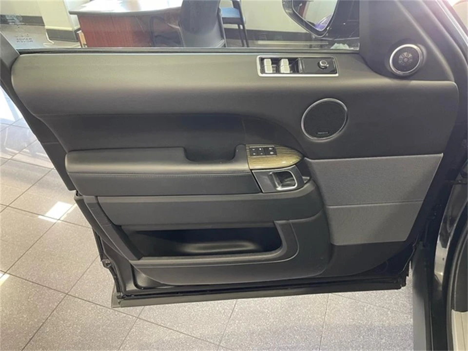 2021 Land Rover Range Rover Sport L494 - Image 24 of 31