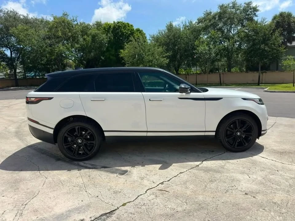 2021 Land Rover Range Rover Velar - Image 4 of 10