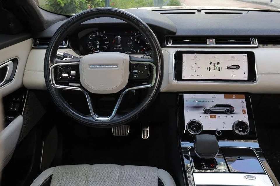 2021 Land Rover Range Rover Velar - Image 7 of 19