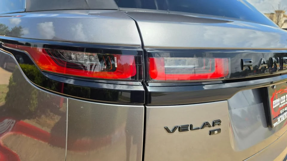 2021 Land Rover Range Rover Velar - Image 10 of 20