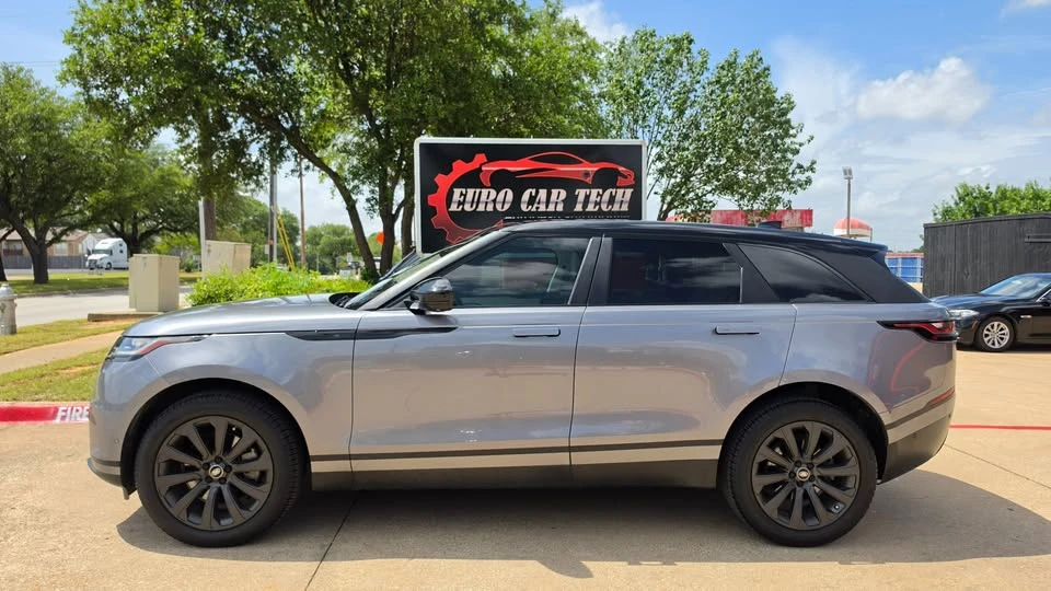 2021 Land Rover Range Rover Velar - Image 2 of 20