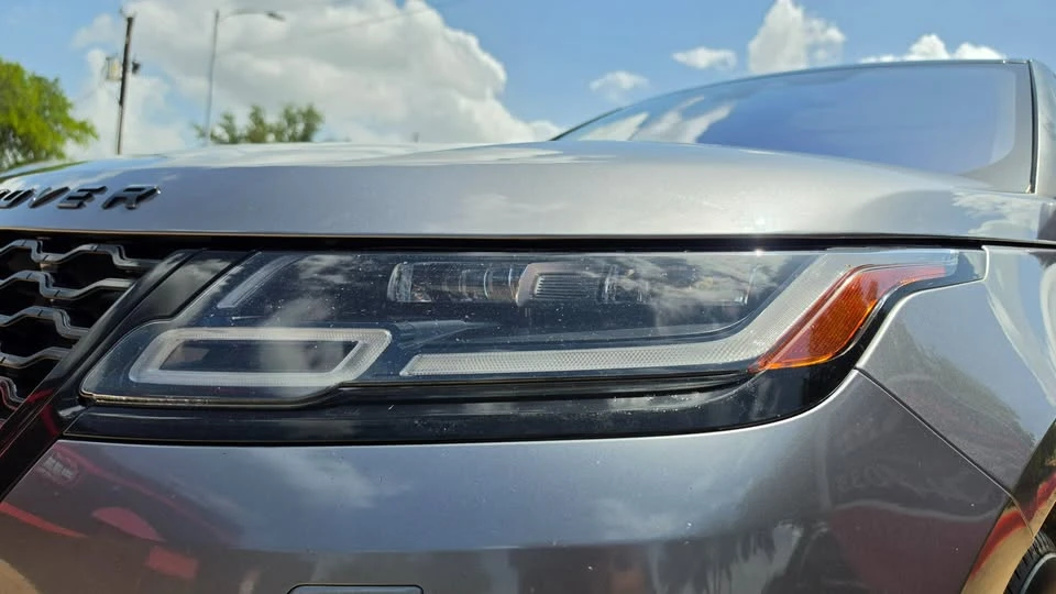 2021 Land Rover Range Rover Velar - Image 11 of 20