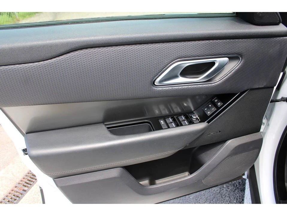 2021 Land Rover Range Rover Velar - Image 12 of 20