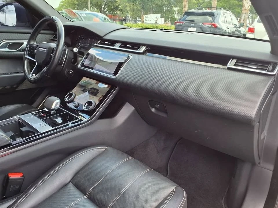 2021 Land Rover Range Rover Velar - Image 10 of 20