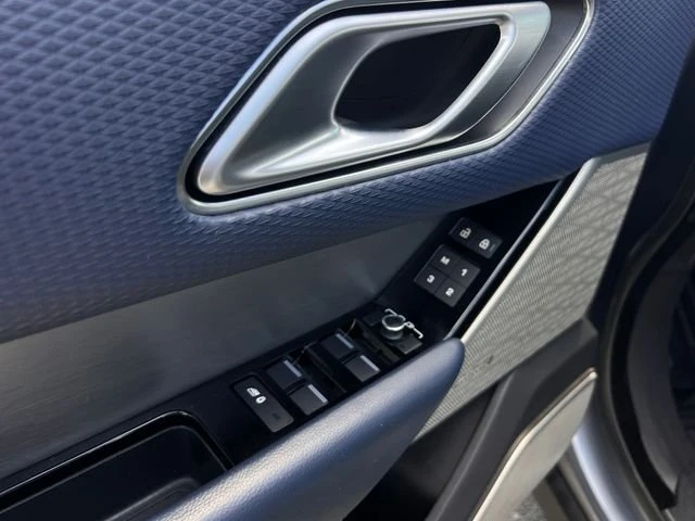 2021 Land Rover Range Rover Velar - Image 8 of 17