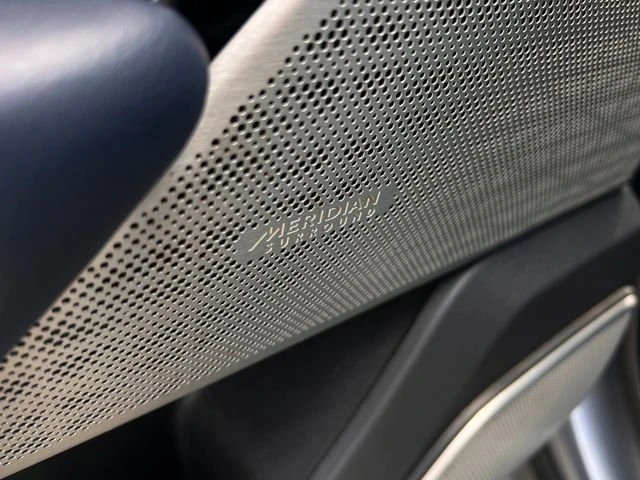 2021 Land Rover Range Rover Velar - Image 9 of 17