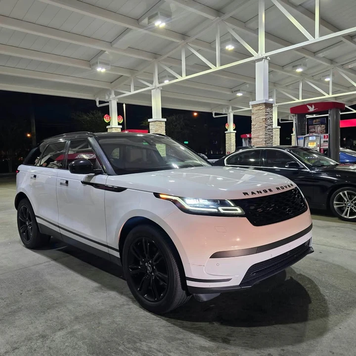 2021 Land Rover Range Rover Velar - Image 3 of 11