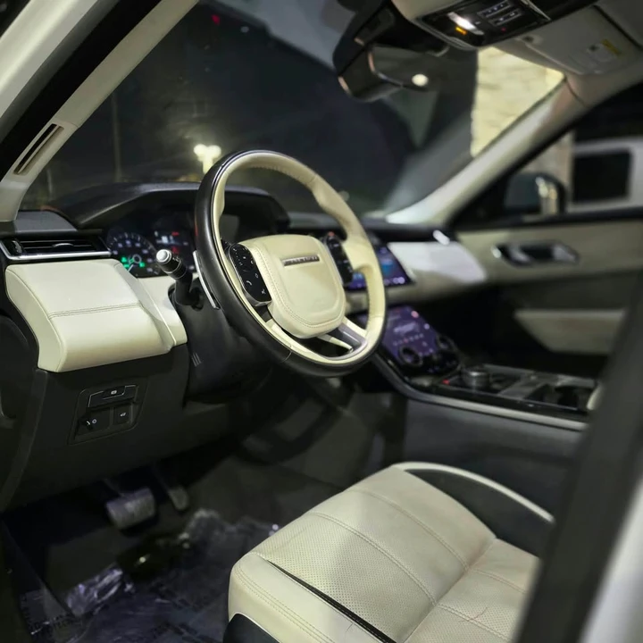 2021 Land Rover Range Rover Velar - Image 8 of 11