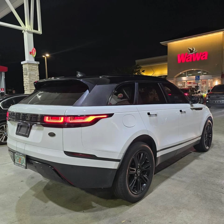 2021 Land Rover Range Rover Velar - Image 4 of 11