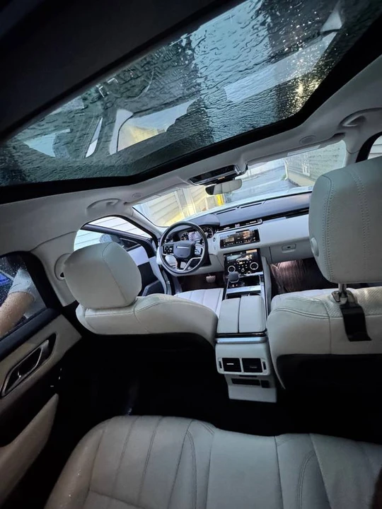 2021 Land Rover Range Rover Velar - Image 14 of 20