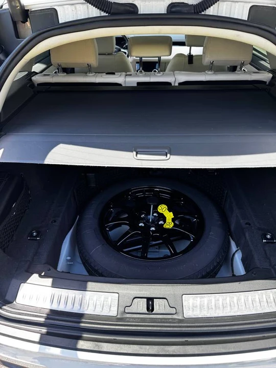 2021 Land Rover Range Rover Velar - Image 5 of 20