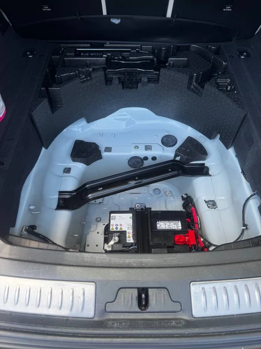 2021 Land Rover Range Rover Velar - Image 6 of 20