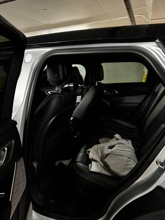 2021 Land Rover Range Rover Velar - Image 10 of 13