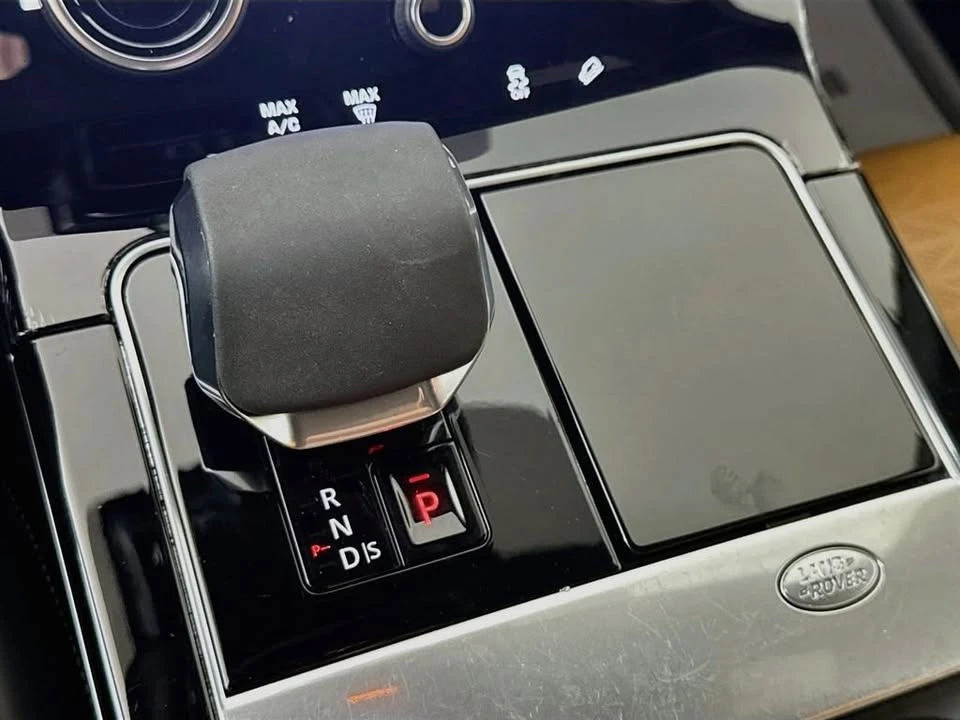 2021 Land Rover Range Rover Velar - Image 18 of 20