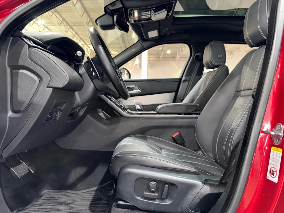 2021 Land Rover Range Rover Velar - Image 10 of 12