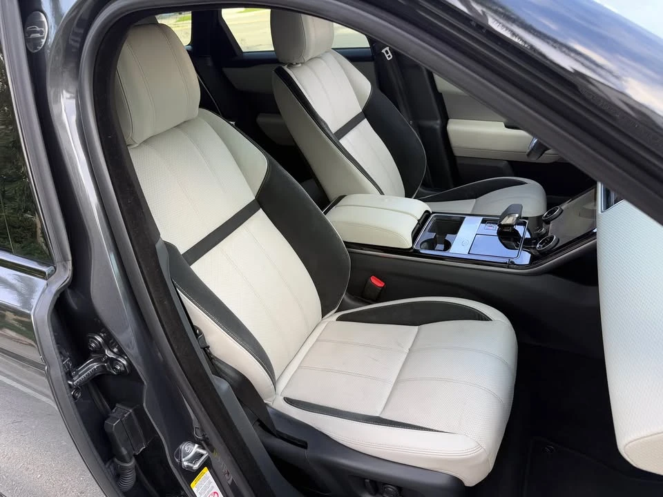 2021 Land Rover Range Rover Velar - Image 14 of 19