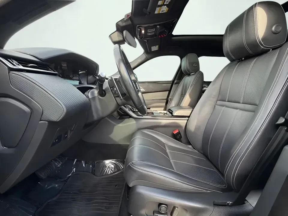 2021 Land Rover Range Rover Velar - Image 16 of 20