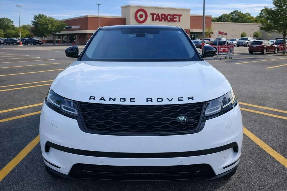 2021 Land Rover Range Rover Velar - Image 2 of 10