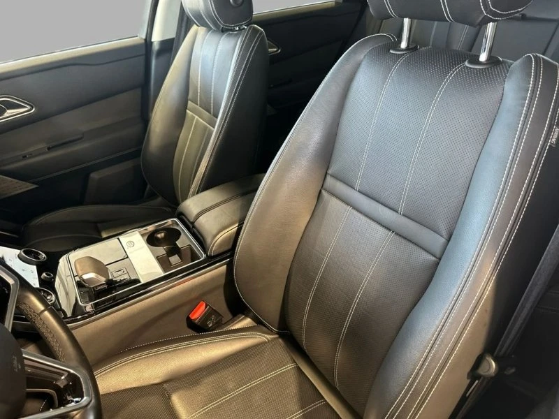 2021 Land Rover Range Rover Velar - Image 14 of 19