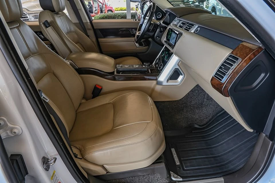 2021 Land Rover Range Rover L405 - Image 17 of 19