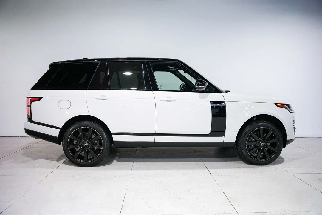 2021 Land Rover Range Rover L405 - Image 2 of 31