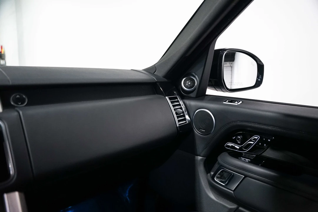 2021 Land Rover Range Rover L405 - Image 17 of 21
