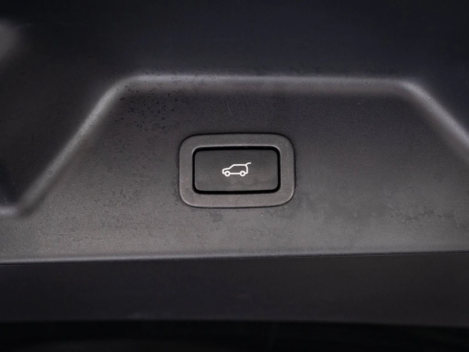 2021 Land Rover Range Rover L405 - Image 19 of 21