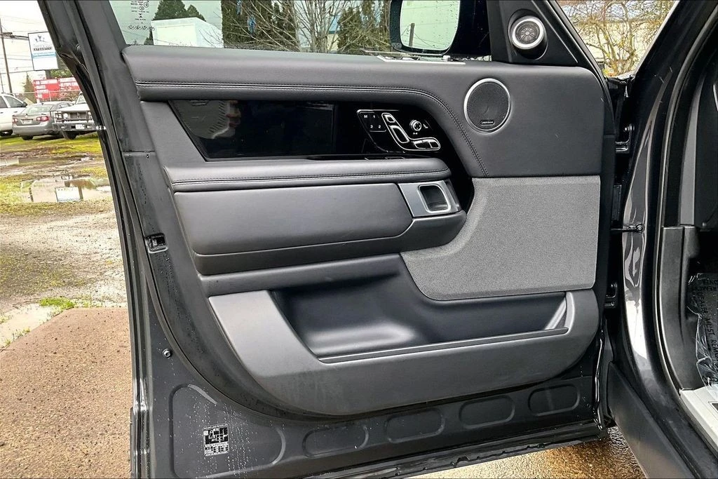 2021 Land Rover Range Rover L405 - Image 23 of 31