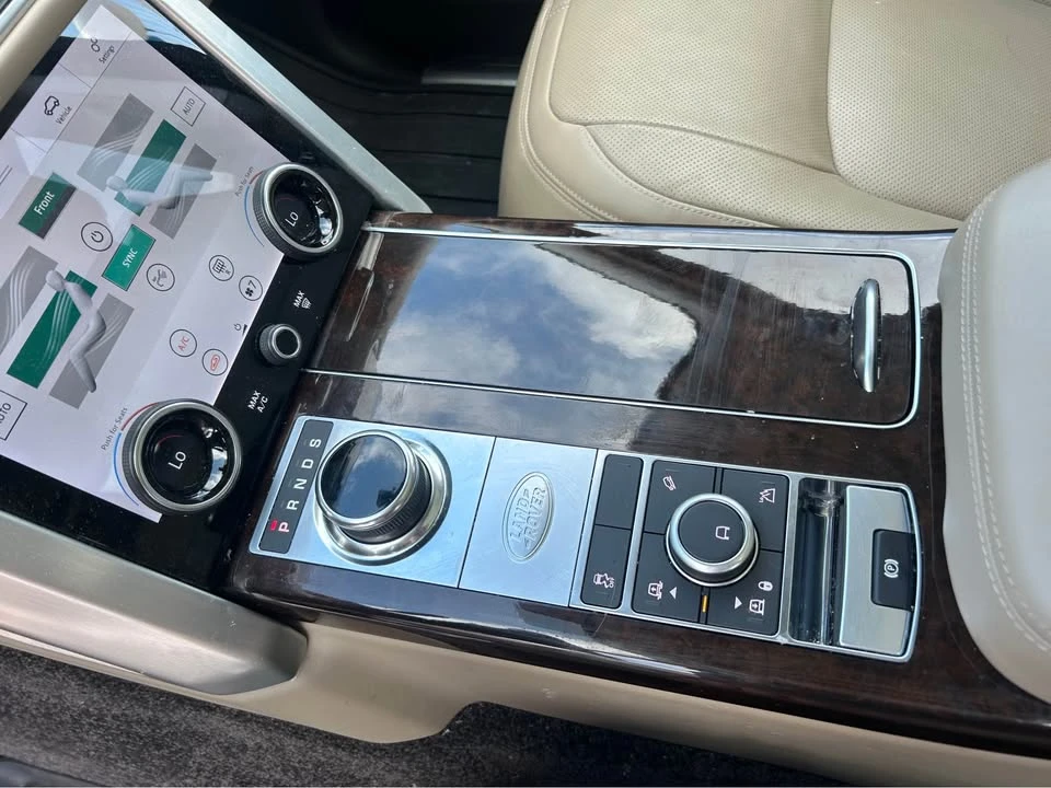 2021 Land Rover Range Rover L405 - Image 10 of 13
