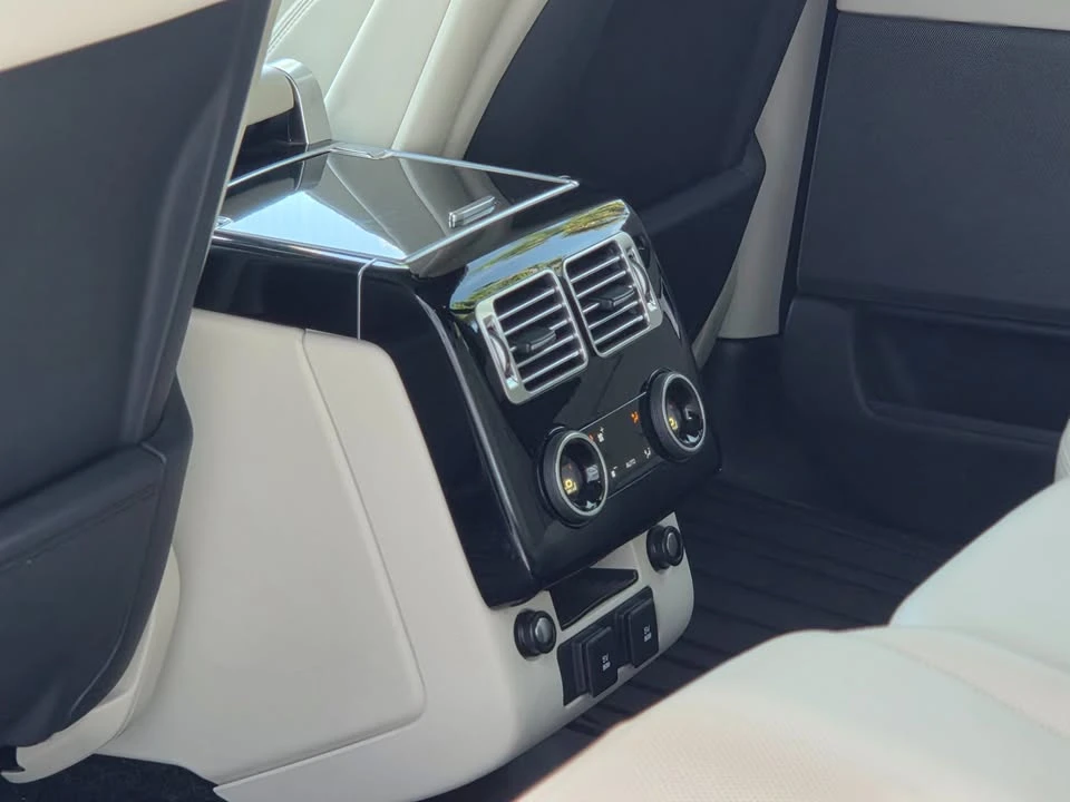 2021 Land Rover Range Rover L405 - Image 16 of 18