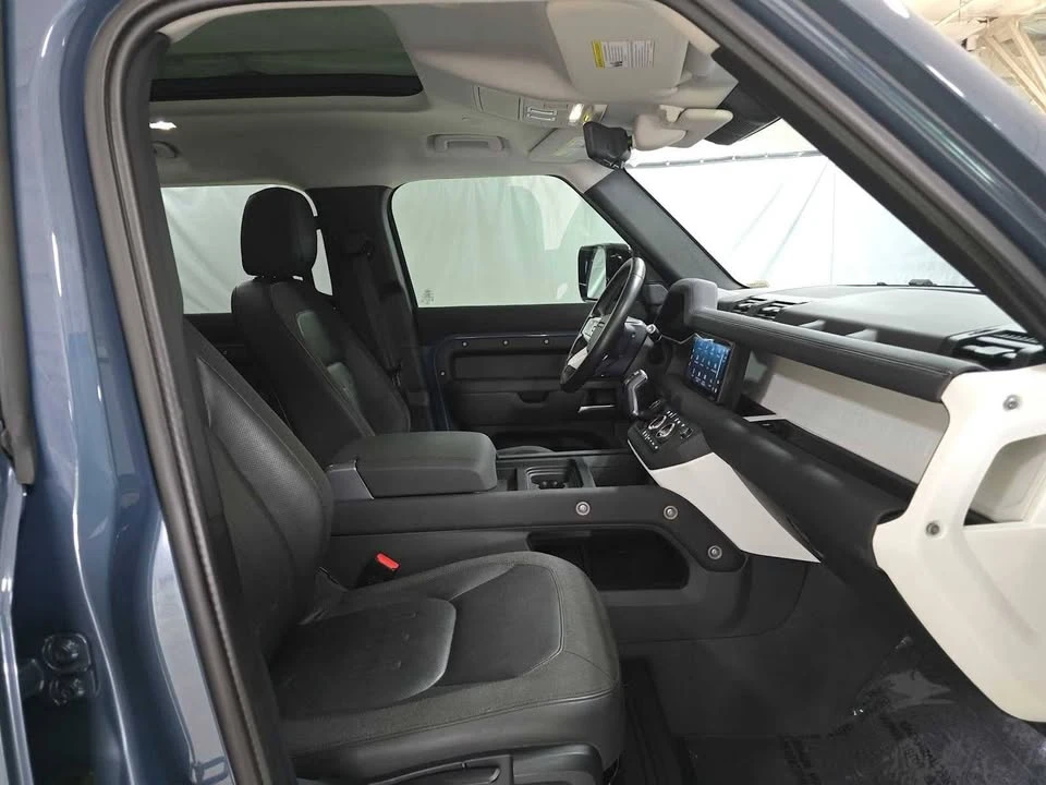 2021 Land Rover Defender L663 - Image 9 of 18