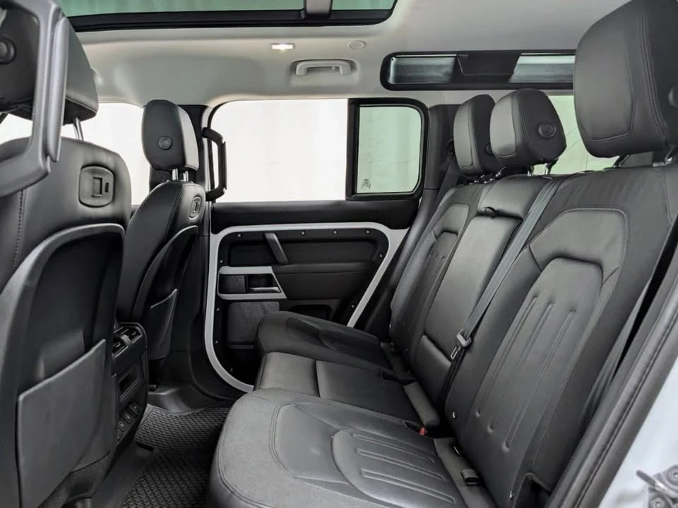 2021 Land Rover Defender L663 - Image 18 of 20