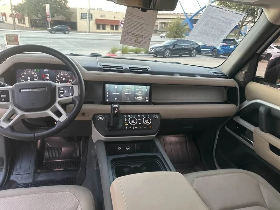 2021 Land Rover Defender 110 - Image 8 of 9