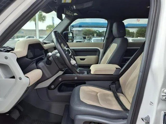 2021 Land Rover Defender L663 - Image 11 of 12