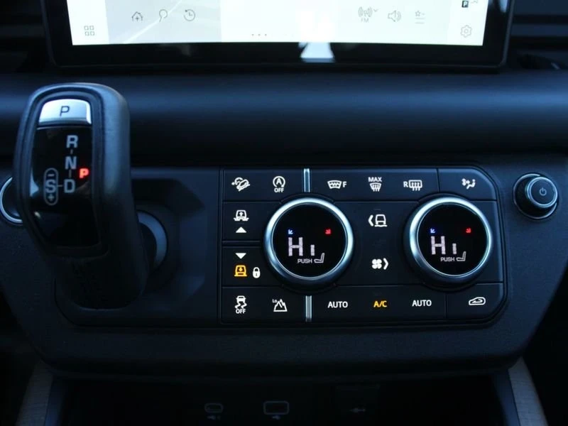 2021 Land Rover Defender L663 - Image 13 of 20