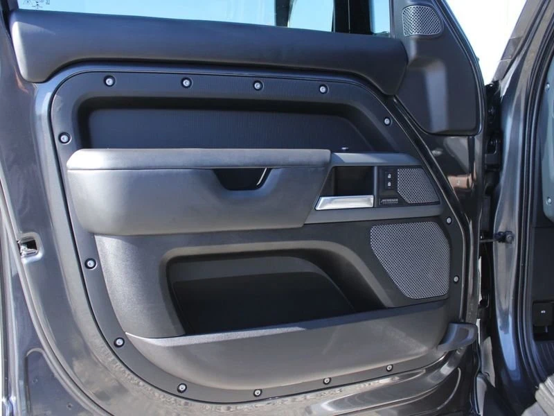 2021 Land Rover Defender L663 - Image 19 of 20