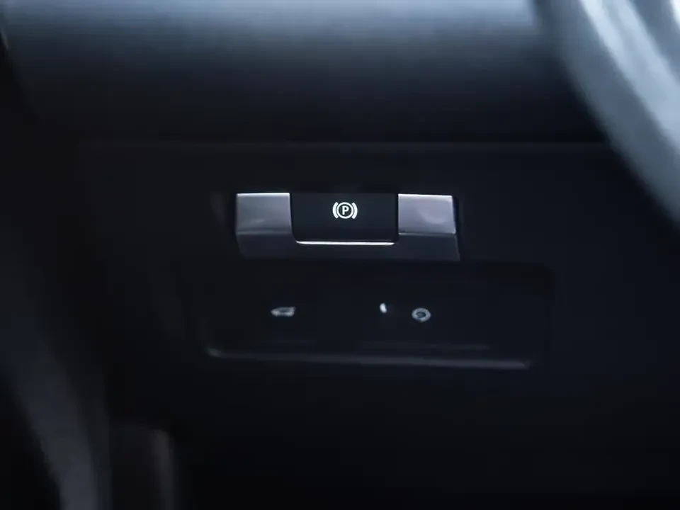 2021 Land Rover Range Rover Evoque 2nd Gen - Image 8 of 20
