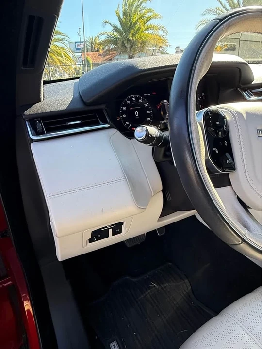 2021 Land Rover Range Rover Velar - Image 8 of 17