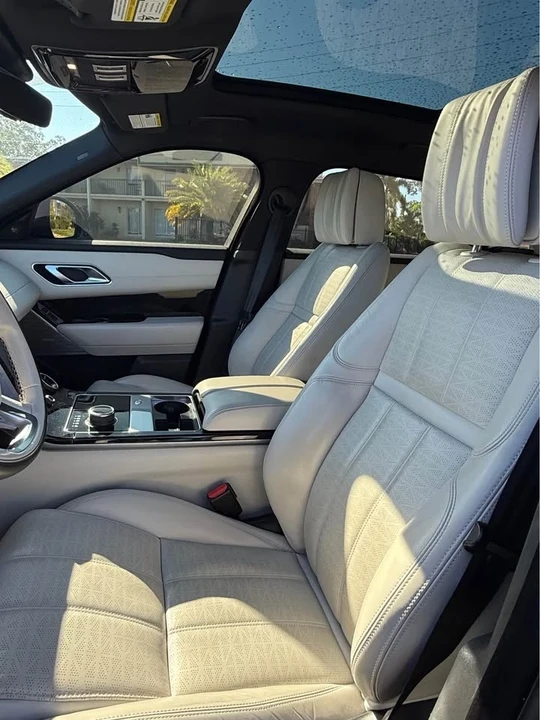 2021 Land Rover Range Rover Velar - Image 12 of 17