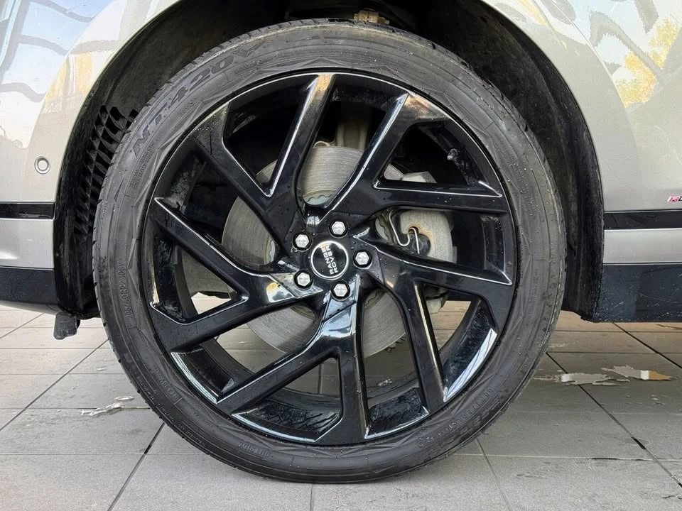 2021 Land Rover Range Rover Velar - Image 8 of 18