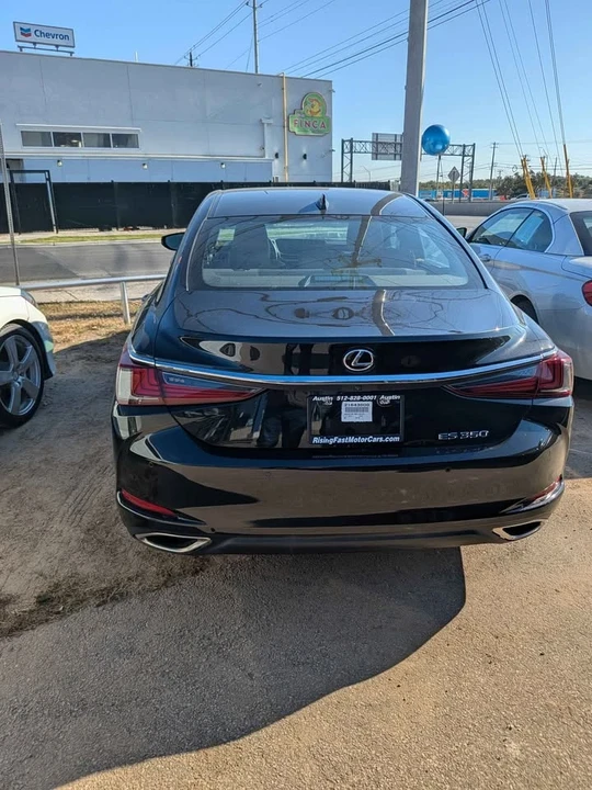 2021 Lexus IS 3rd Gen - Image 3 of 9