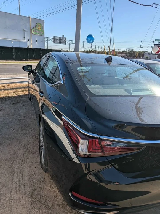 2021 Lexus IS 3rd Gen - Image 2 of 9
