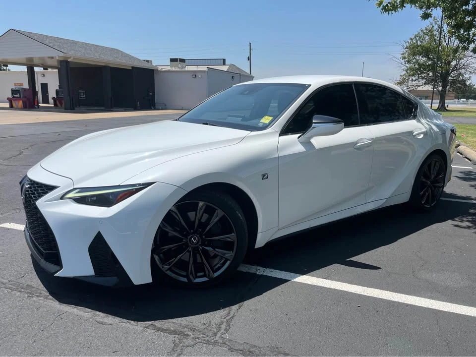 2021 Lexus IS 3rd Gen - Image 3 of 9