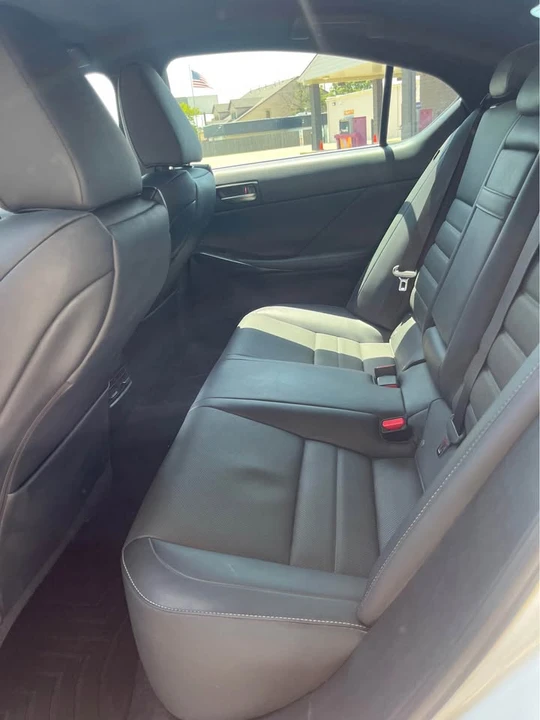 2021 Lexus IS 3rd Gen - Image 8 of 9