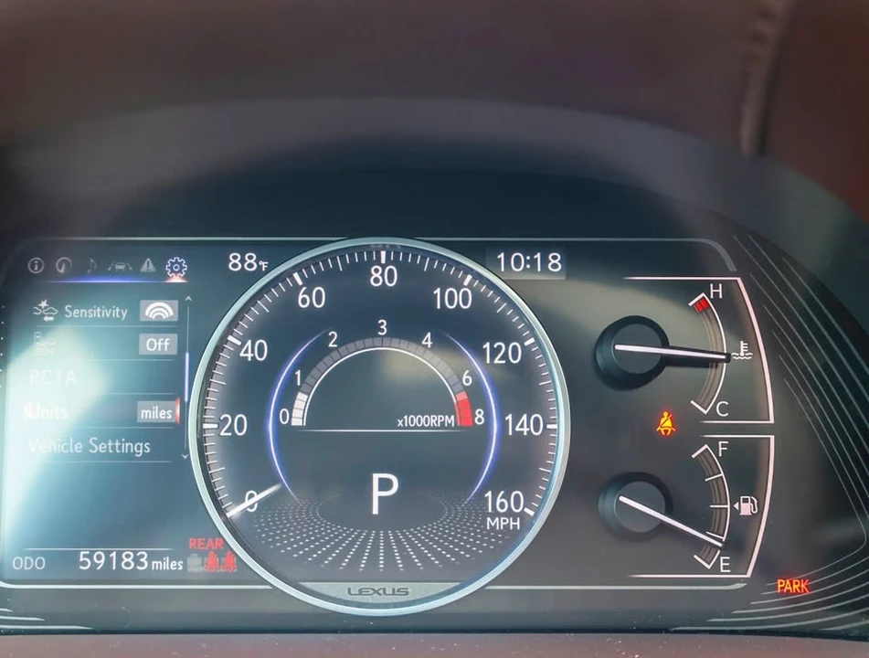 2021 Lexus ES 7th Gen - Image 10 of 10