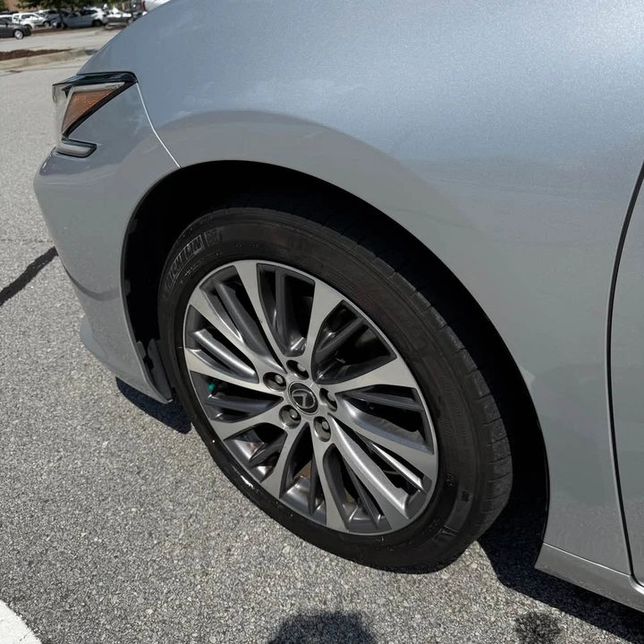 2021 Lexus ES 7th Gen - Image 7 of 16