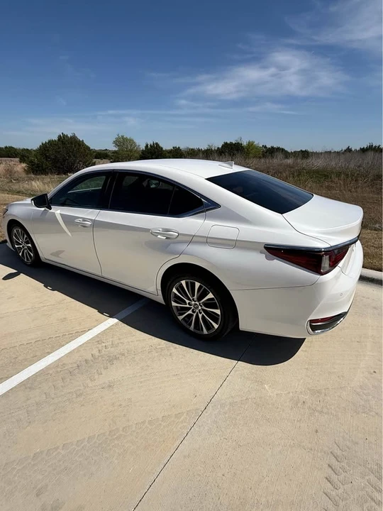 2021 Lexus ES 7th Gen - Image 6 of 20